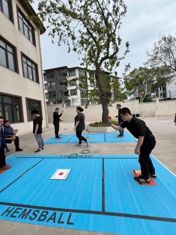 10-16 Mayıs Engelliler Haftasında  Hicri Ercili Özel Eğitim Okulunda Hemsball Etkinliği Düzenlendi