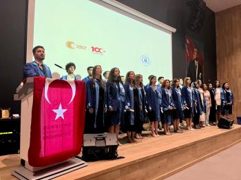 Beden Eğitimi ve Spor Öğretmenliği Bölümümüzde Öğretmenlik Yemin Töreni Düzenlendi