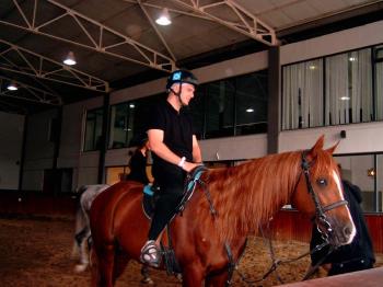 Beden Eğitimi ve Spor Öğretmenliği Bölümü öğrencileri tarafından, Gençlik Haftası etkinlikleri kapsamında “Sporda Organizasyon” dersi kapsamında "Atlı Binicilik" etkinliği düzenlendi